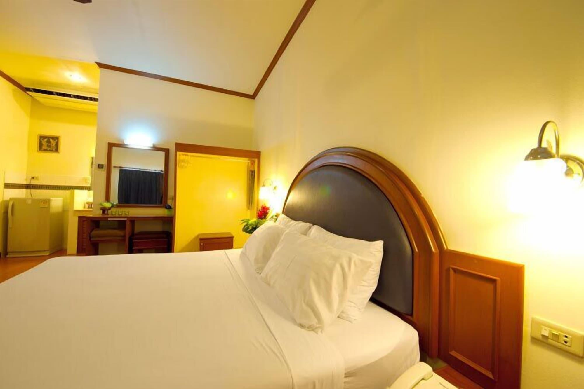 Ps Hill Resort Phuket Patong - Sha Plus Buitenkant foto