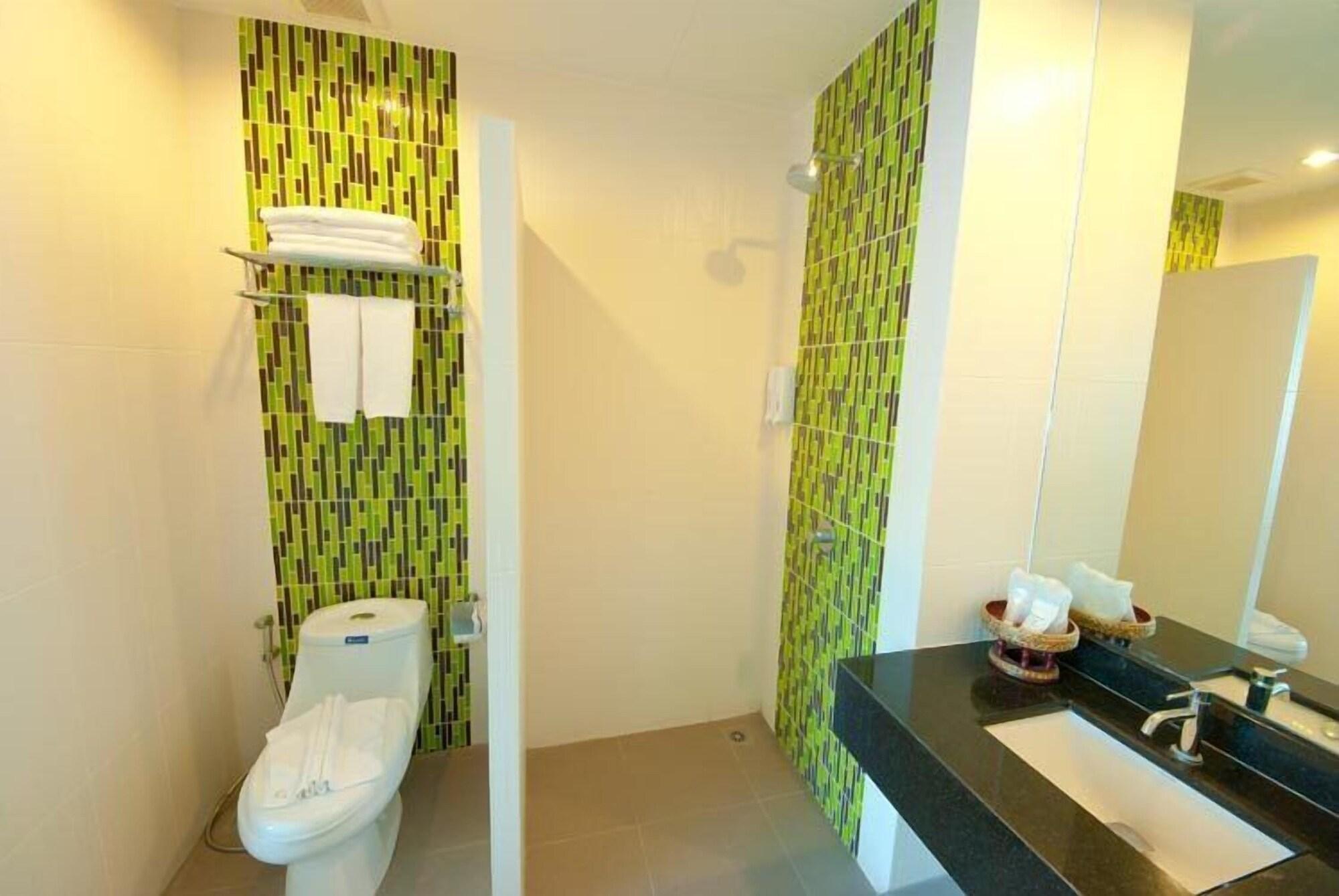 Ps Hill Resort Phuket Patong - Sha Plus Buitenkant foto