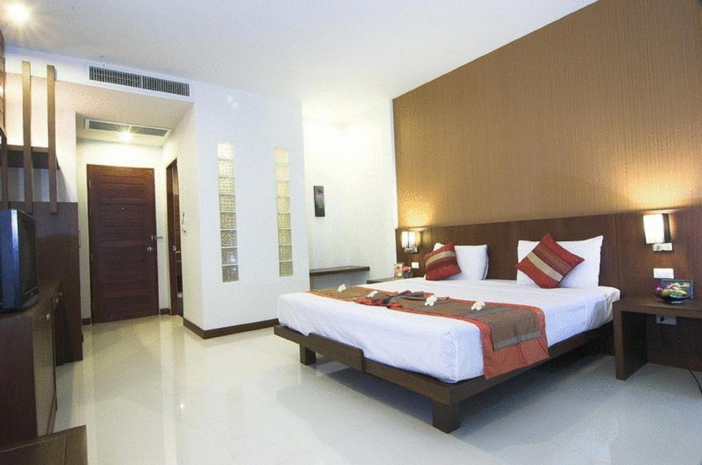 Ps Hill Resort Phuket Patong - Sha Plus Buitenkant foto
