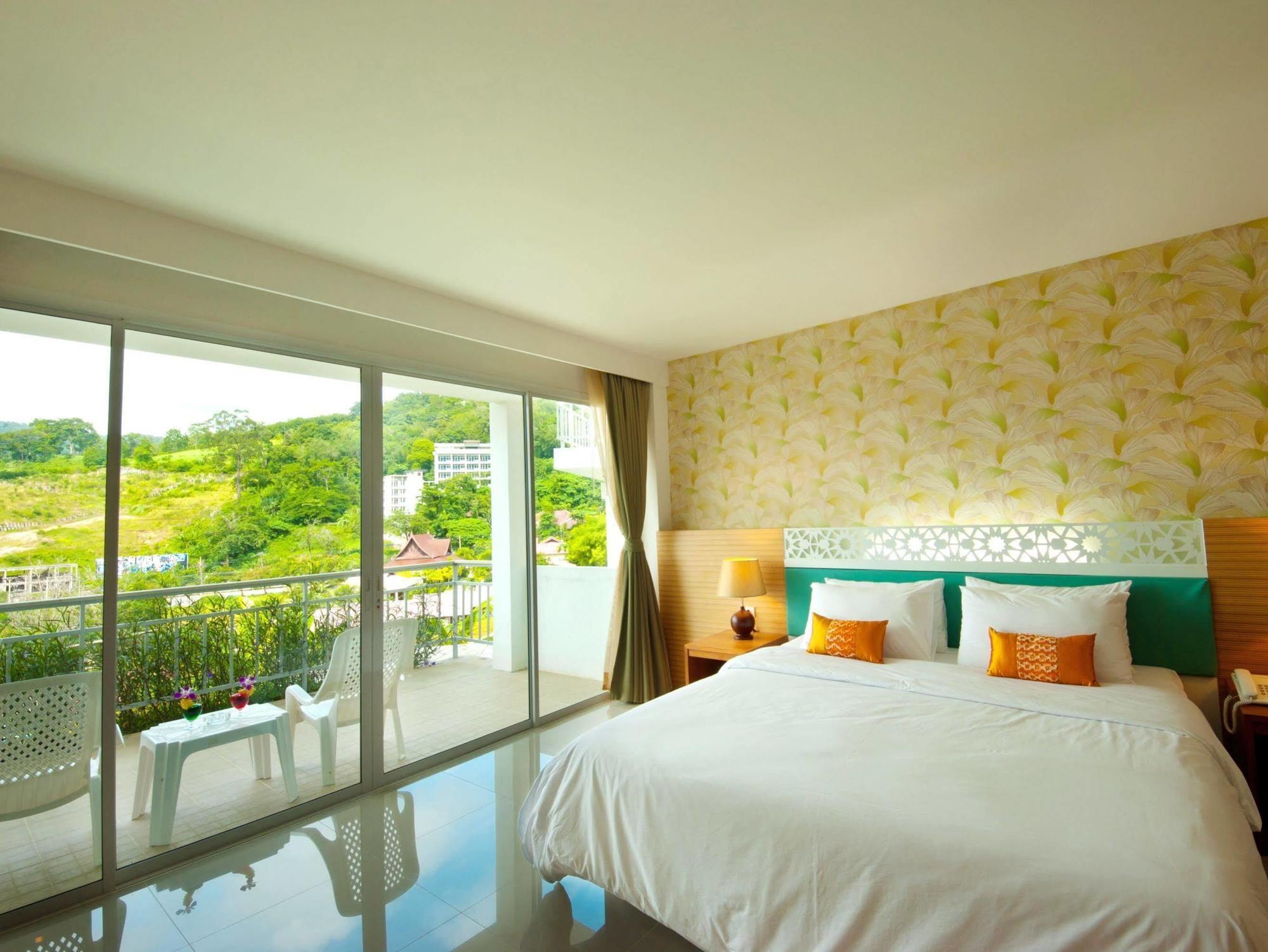 Ps Hill Resort Phuket Patong - Sha Plus Buitenkant foto