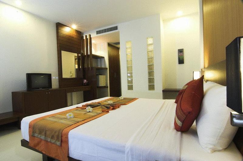 Ps Hill Resort Phuket Patong - Sha Plus Buitenkant foto