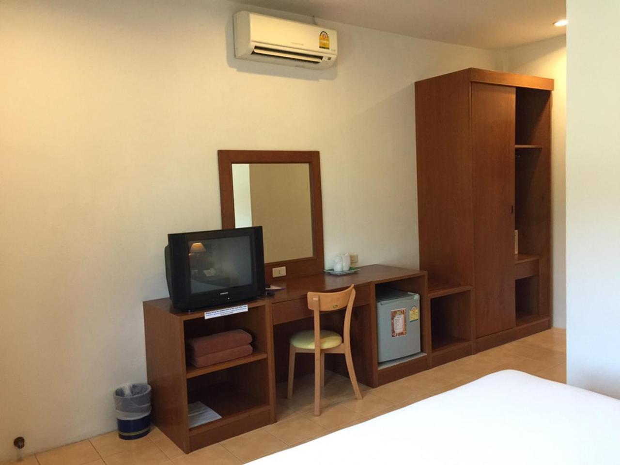 Ps Hill Resort Phuket Patong - Sha Plus Buitenkant foto