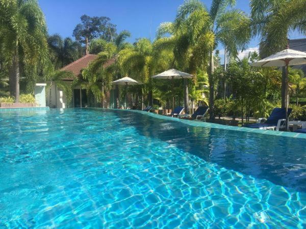 Ps Hill Resort Phuket Patong - Sha Plus Buitenkant foto